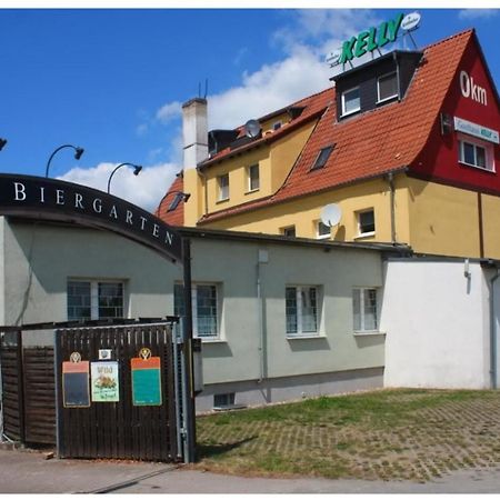 Hotel Gasthaus Kelly Magdeburg Exterior foto